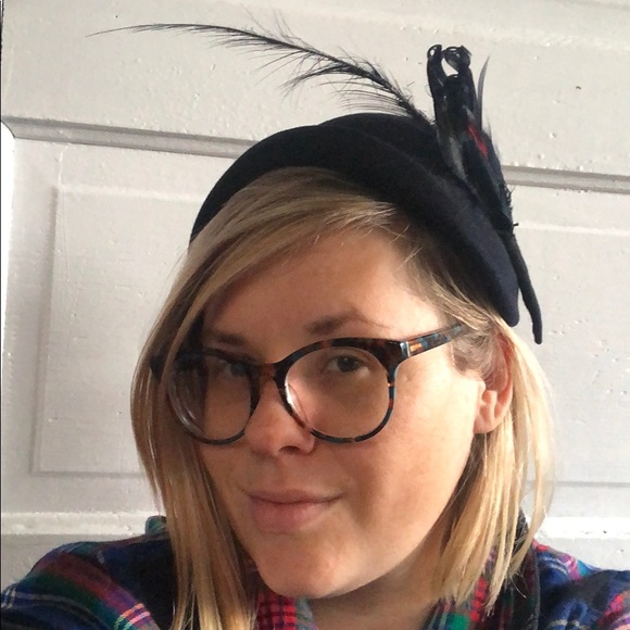 Vintage Hat with feather - Navy - Picture 7 of 7